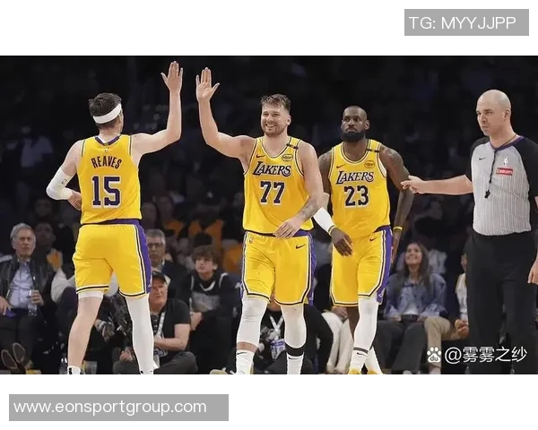 皮尔斯谈与詹姆斯的竞争关系:彼此成就的篮球传奇之路 皮尔斯谈与詹姆斯的竞争关系:彼此成就的篮球传奇之路