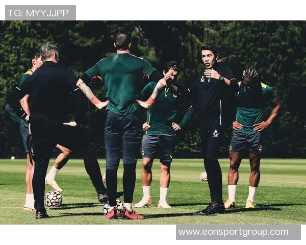 狼队莫斯克拉去年恶搞热苏斯本轮因压力自摆乌龙引发热议 狼队莫斯克拉去年恶搞热苏斯本轮因压力自摆乌龙引发热议