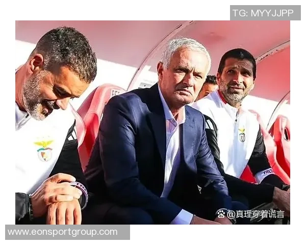 埃因霍温逆袭那不勒斯欧冠之路重燃希望前两轮遭遇挫折